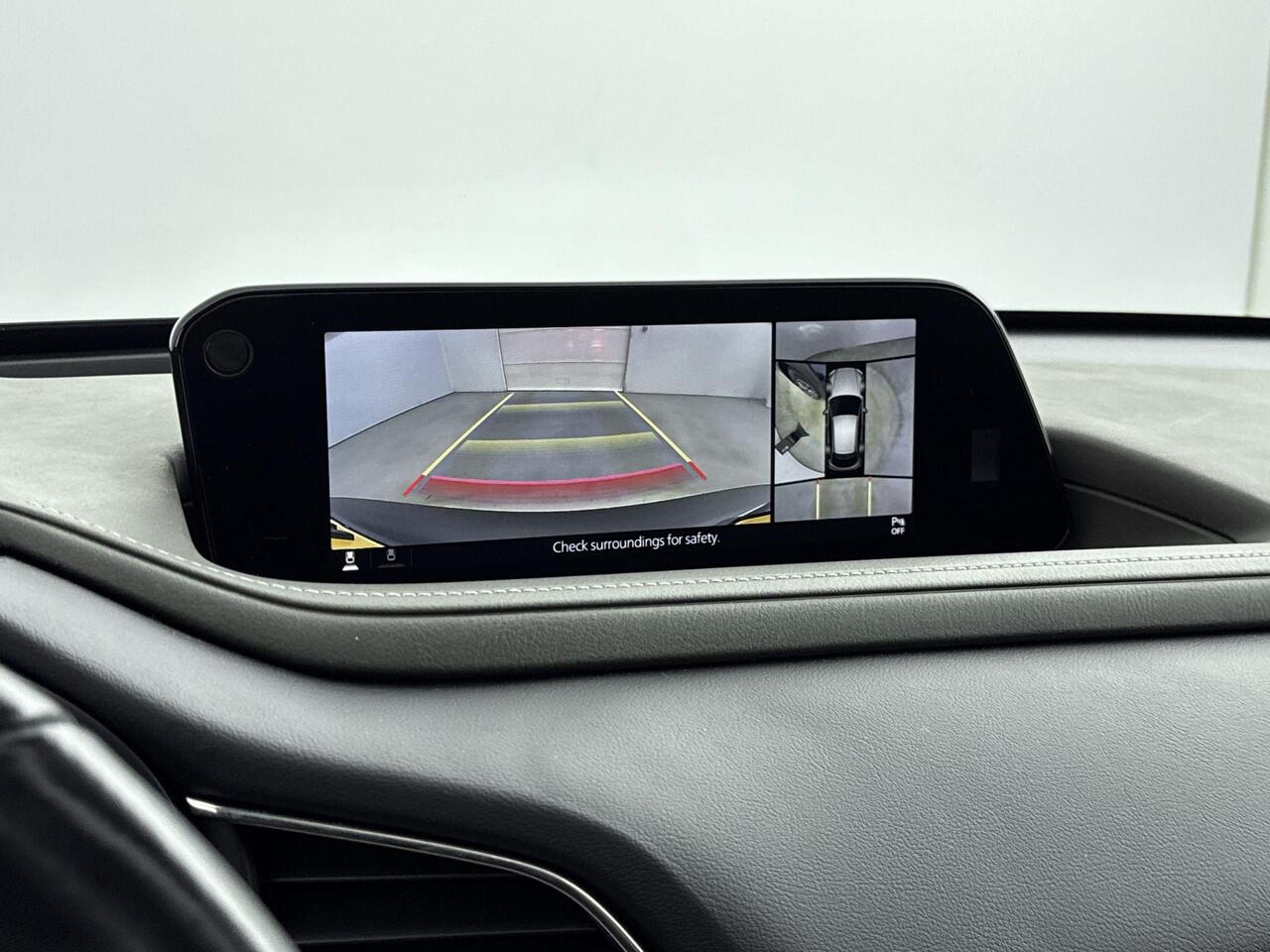 Mazda CX-30 2.0 e-SkyActiv-X M Hybrid Luxury 187PK | Automaat | Schuif-/Kanteldak | 360 Camera | BOSE Audio | Stoel- en Stuurverwarming | Navigatie