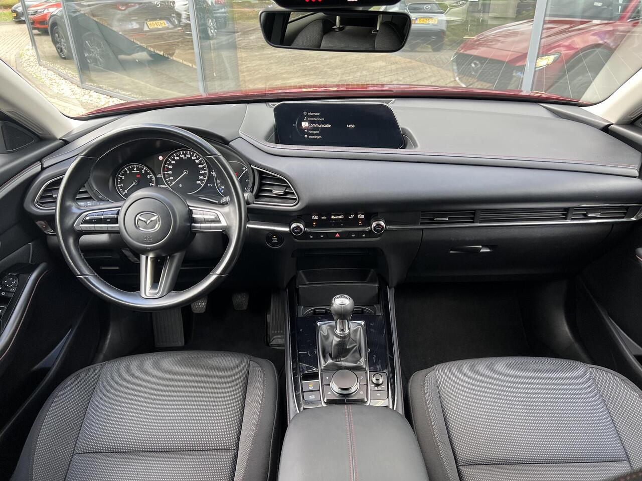 Mazda CX-30 2.0 e-SkyActiv-X 186pk M Hybrid Homura 1e EIGENAAR | NED. AUTO |* 6JAAR GARANTIE | DODEHOEKDETECTIE | ACHTERUITRIJCAMERA | PARKEERSENSOREN V+A | NAVIGATIE | ELEKTR. ACHTERKLEP |