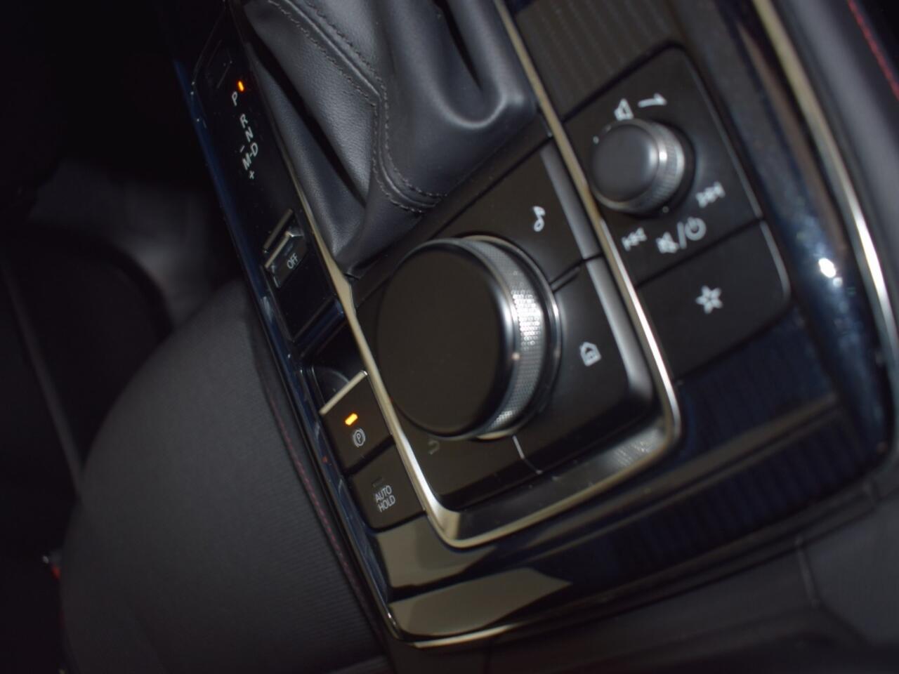 Mazda CX-30 186pk AUTOMAAT HOMURA CAMERA TREKHAAK