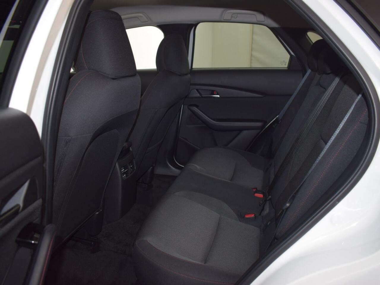 Mazda CX-30 186pk AUTOMAAT HOMURA CAMERA TREKHAAK