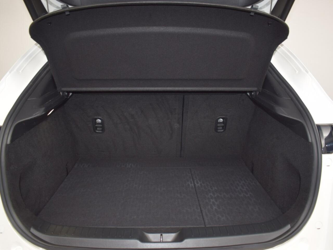 Mazda CX-30 186pk AUTOMAAT HOMURA CAMERA TREKHAAK