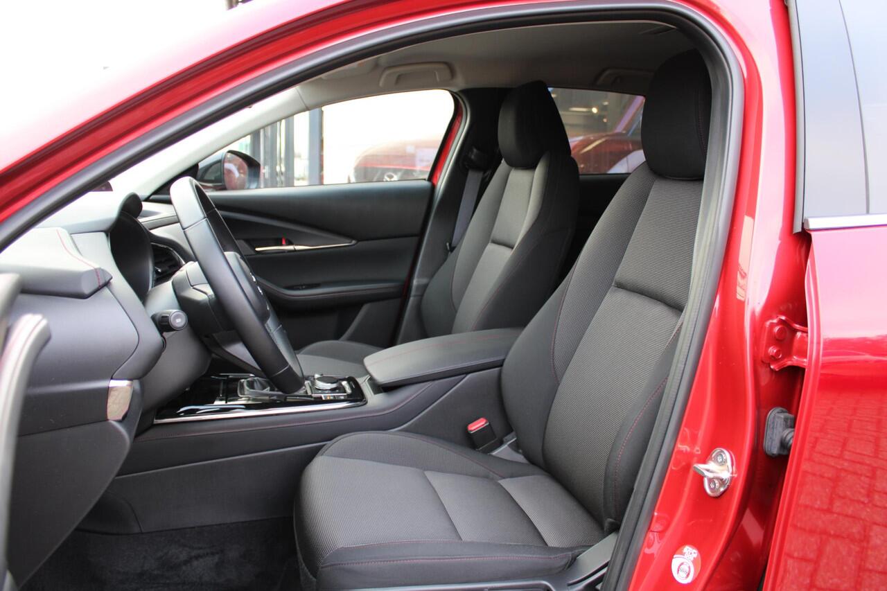 Mazda CX-30 2.0 e-SkyActiv-X M Hybrid Homura , Clima, LMV 18 Inch, Stoelverwarming, Navi, Apple Carplay, HUD, PDC, Camera, Elektrische klep, Adap. Cruise, Stoffen bekleding