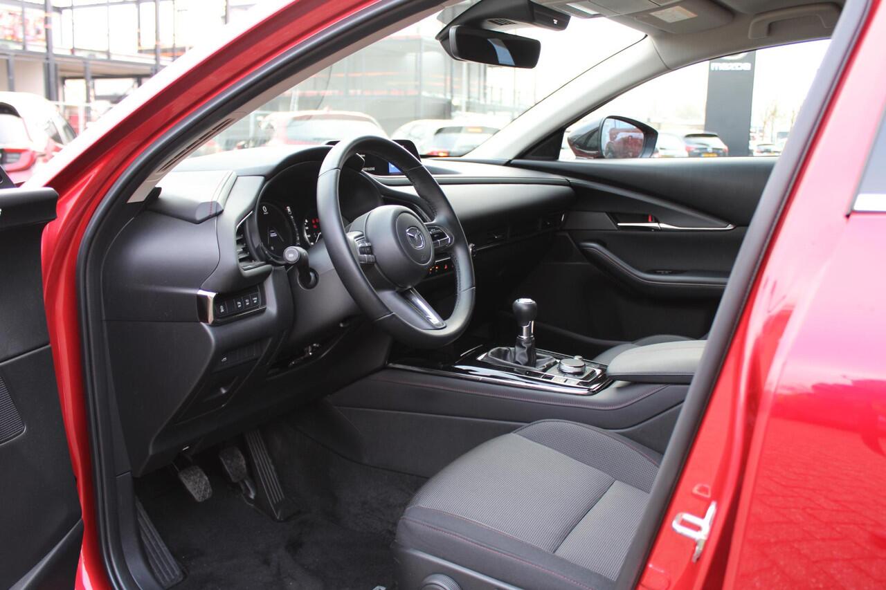 Mazda CX-30 2.0 e-SkyActiv-X M Hybrid Homura , Clima, LMV 18 Inch, Stoelverwarming, Navi, Apple Carplay, HUD, PDC, Camera, Elektrische klep, Adap. Cruise, Stoffen bekleding