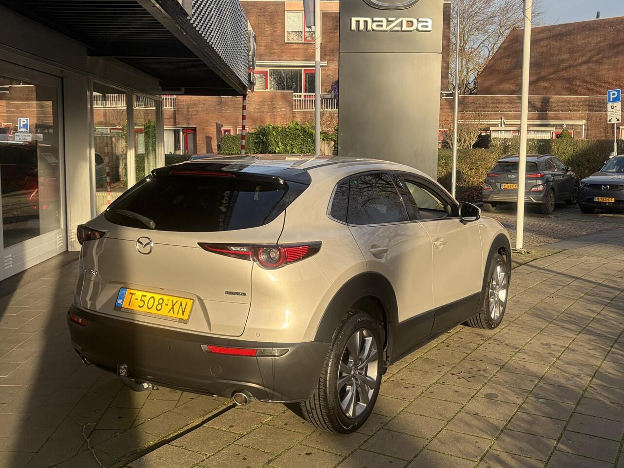 Mazda CX-30 2.0 e-SkyActiv-G M Hybrid Luxury | Leder | trekhaak | dealer onderhouden