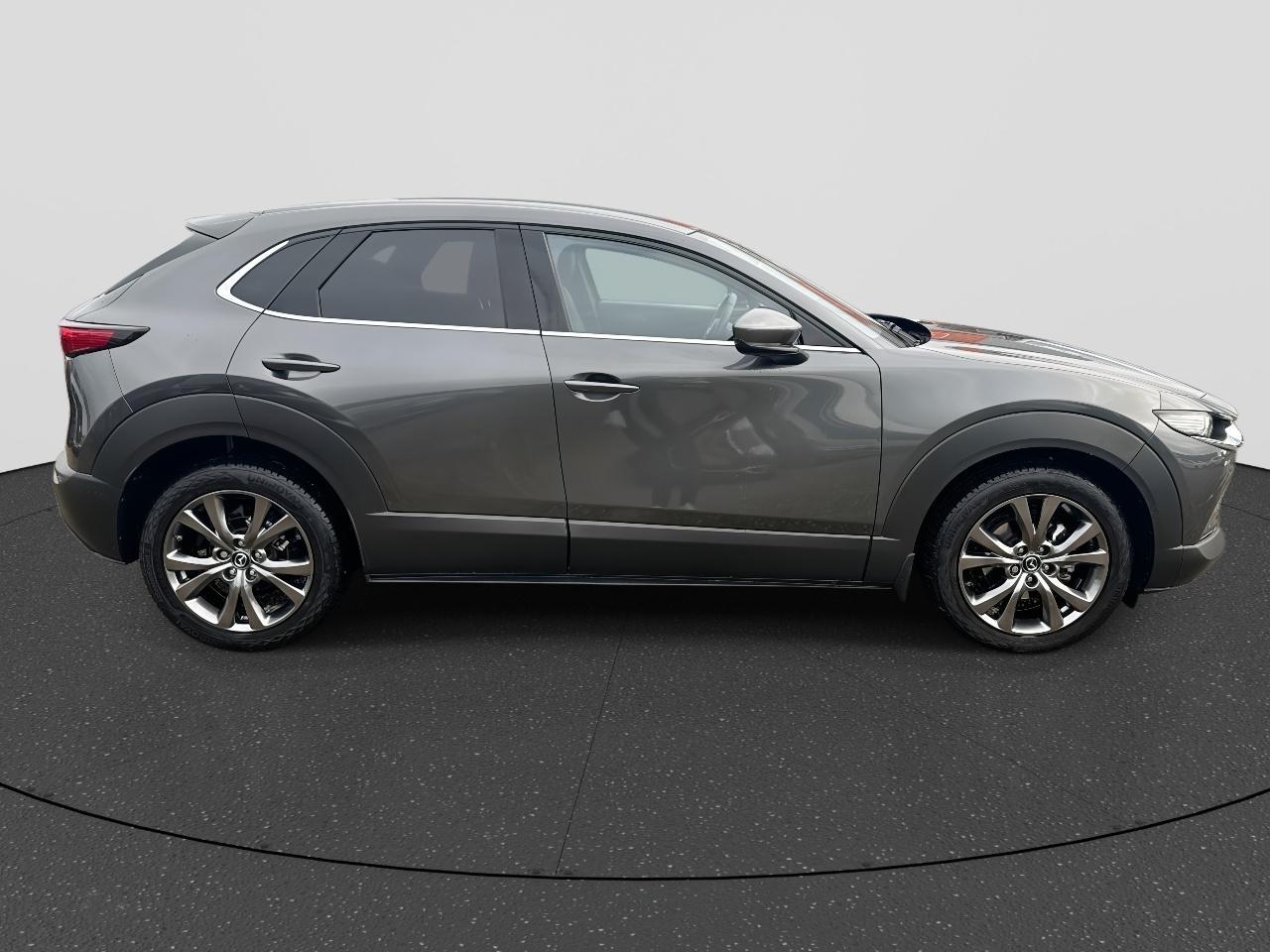 Mazda CX-30 2.0 e-SkyActiv-X M 186pk Hybrid Luxury | NL-Auto | Automaat | Rijklaar | Apple Carplay | Parkeersensor | Stoelverwarming