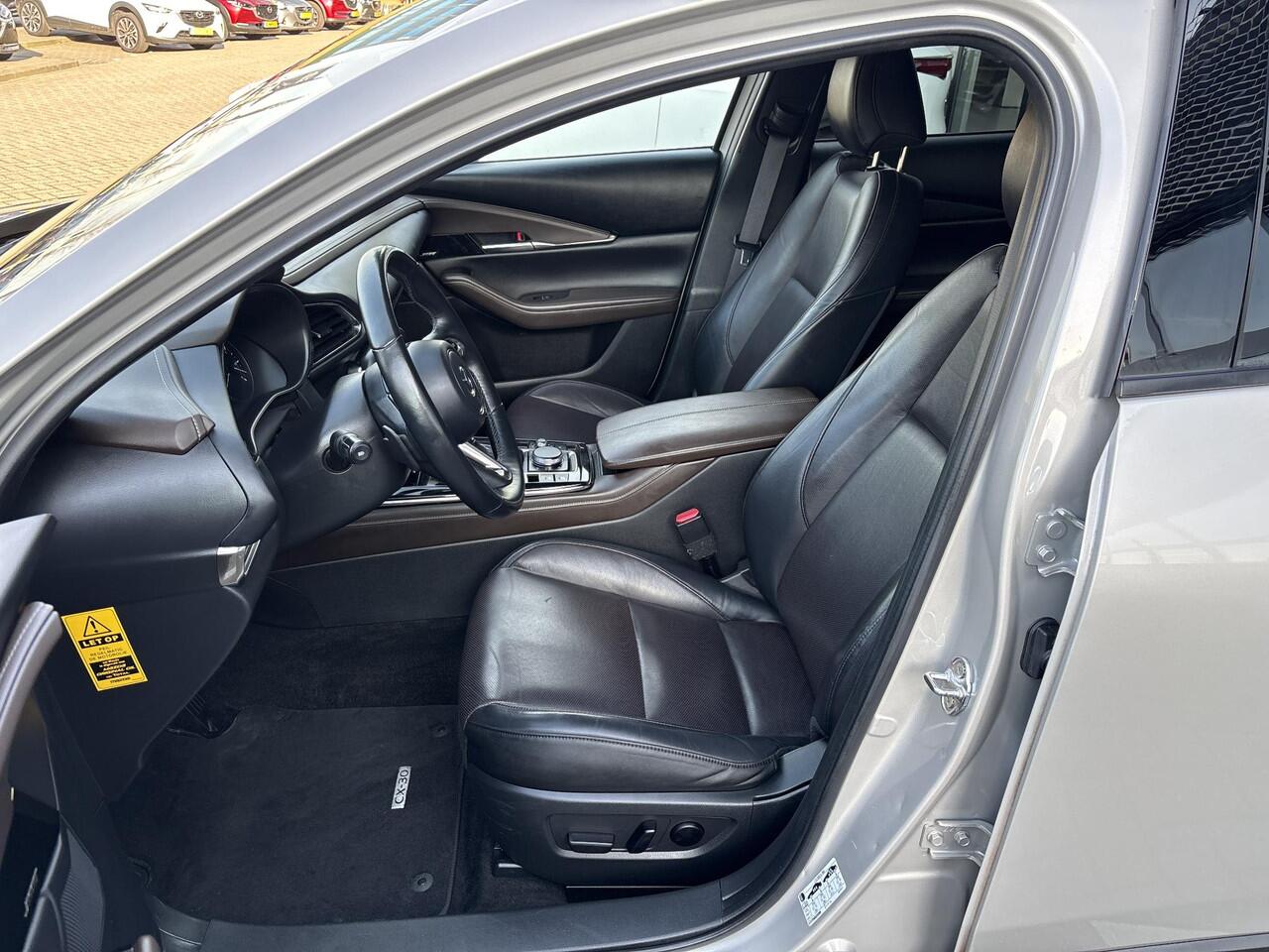 Mazda CX-30 2.0 e-SkyActiv-X M Hybrid Luxury 1e Eigenaar / BTW auto / Dealer Onderhouden