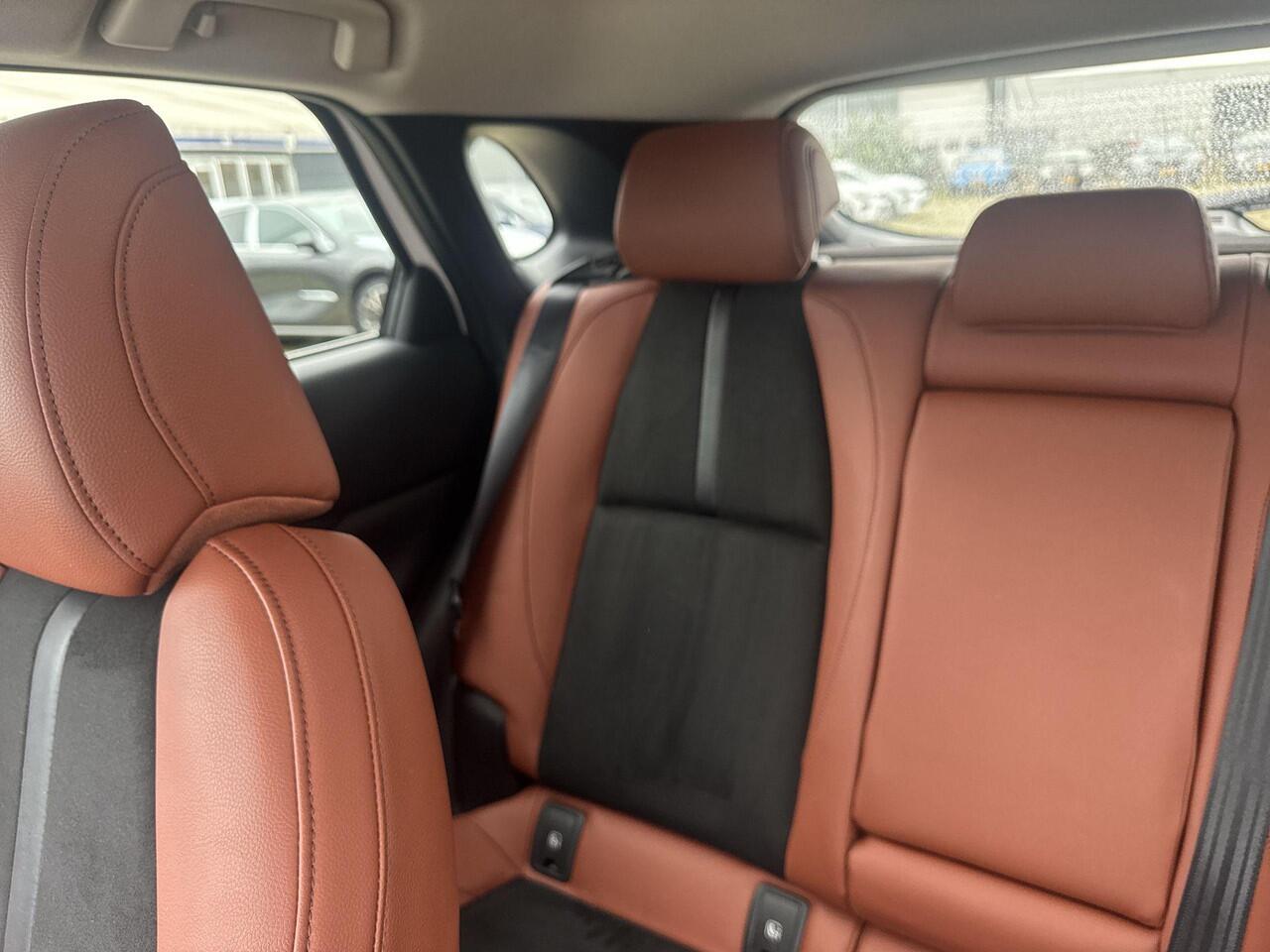 Mazda CX-30 2.0 e-SkyActiv-G M Hybrid AT Nagisa | Rijklaar | Carplay | Parkeersensor | Stoelverwarming