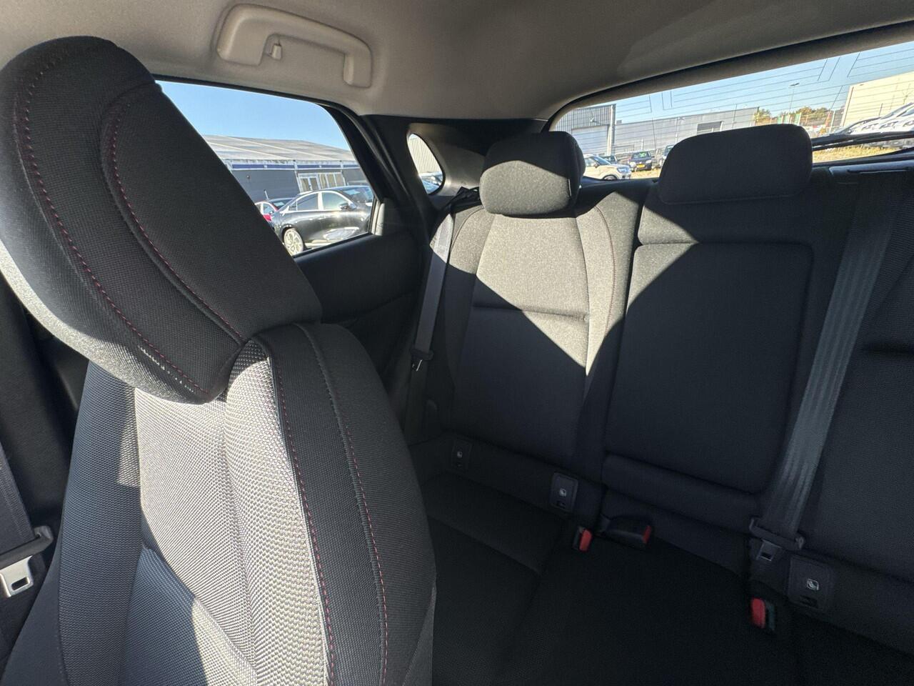 Mazda CX-30 2.0 e-SkyActiv-G M Hybrid Homura | Rijklaar | Apple Carplay | Stoelverwarming | Camera