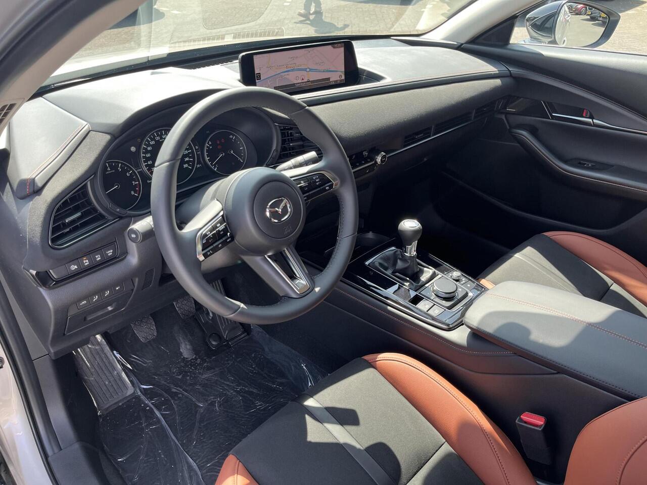 Mazda CX-30 2.0 e-SkyActiv-X M Hybrid Nagisa 186PK | half leder | Navigatie | BOSE Audio |