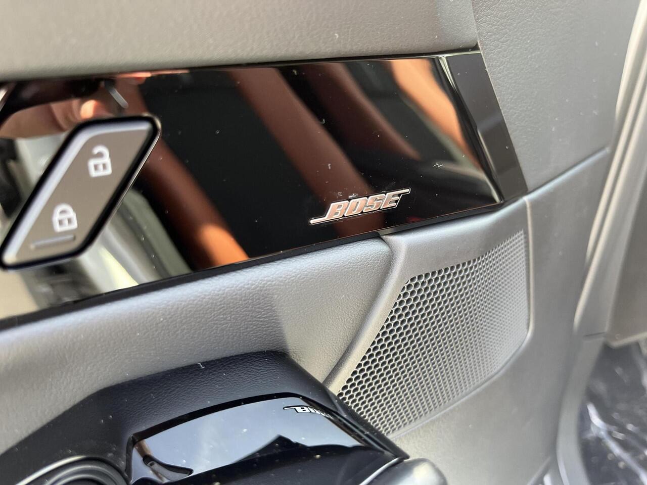 Mazda CX-30 2.0 e-SkyActiv-X M Hybrid Nagisa 186PK | half leder | Navigatie | BOSE Audio |