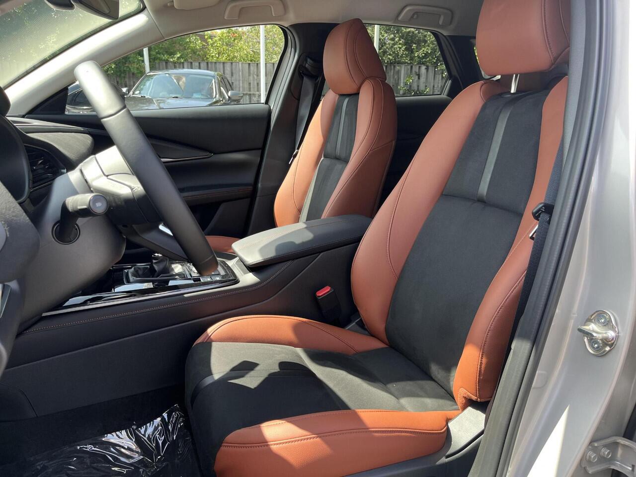 Mazda CX-30 2.0 e-SkyActiv-X M Hybrid Nagisa 186PK | half leder | Navigatie | BOSE Audio |