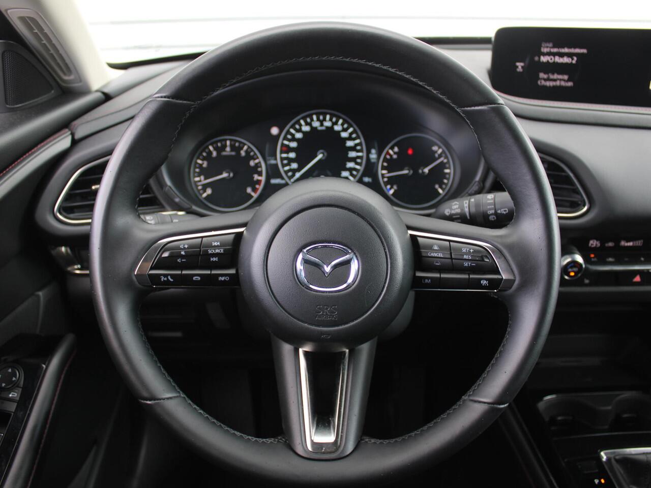 Mazda CX-30 2.0 e-SkyActiv-X M Hybrid Homura | Camera | Cruise adapt. | Stoelverwarming | 18" LM | Elek. achterklep | HUD | LED |