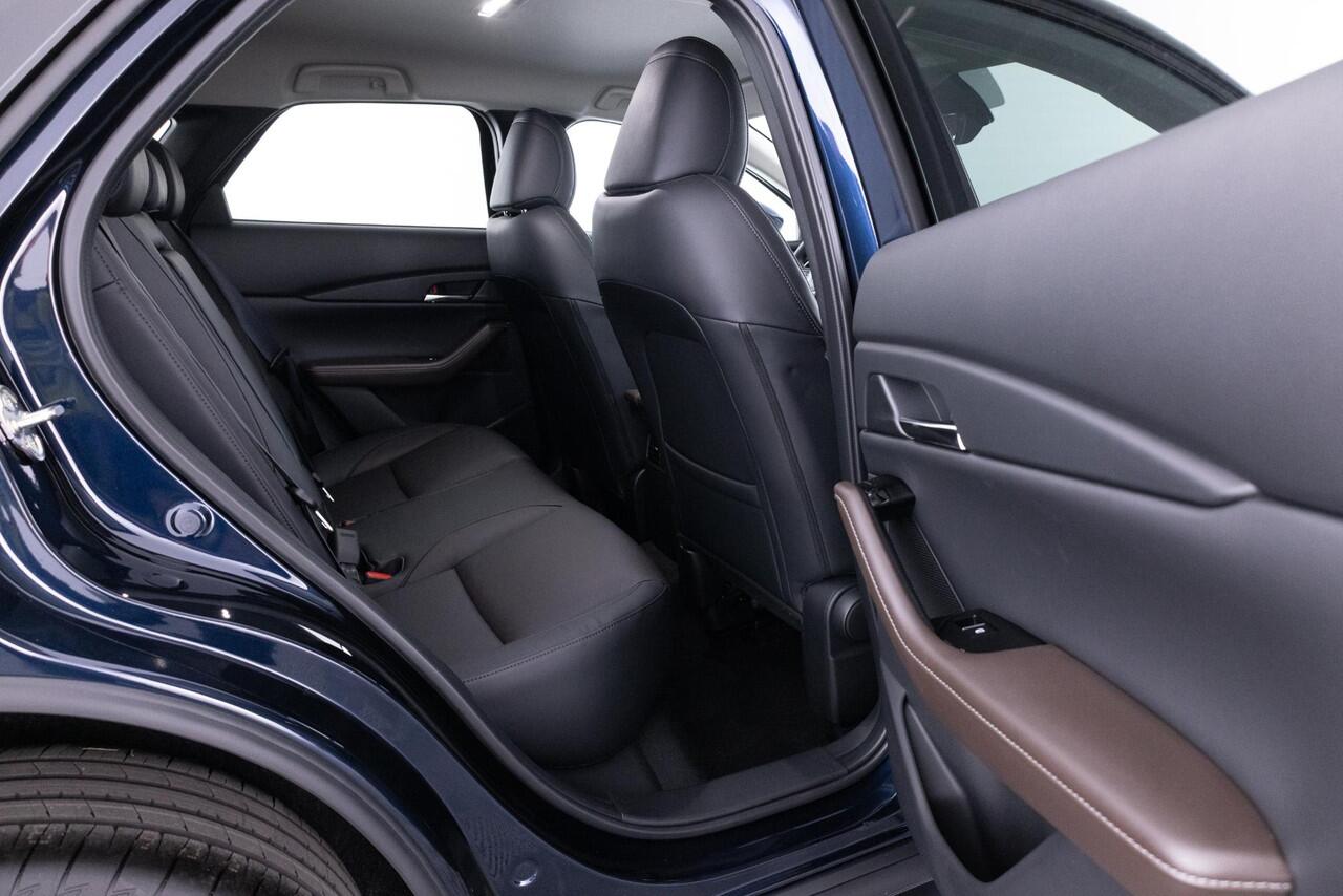 Mazda CX-30 2.0 e-SkyActiv-X 186pk M Hybrid Takumi BLACK LEATHER PACK | AUTOMAAT | 6 JAAR GARANTIE | NIEUW | BOUWJAAR 29-09-2025 | DIREKT RIJDEN |