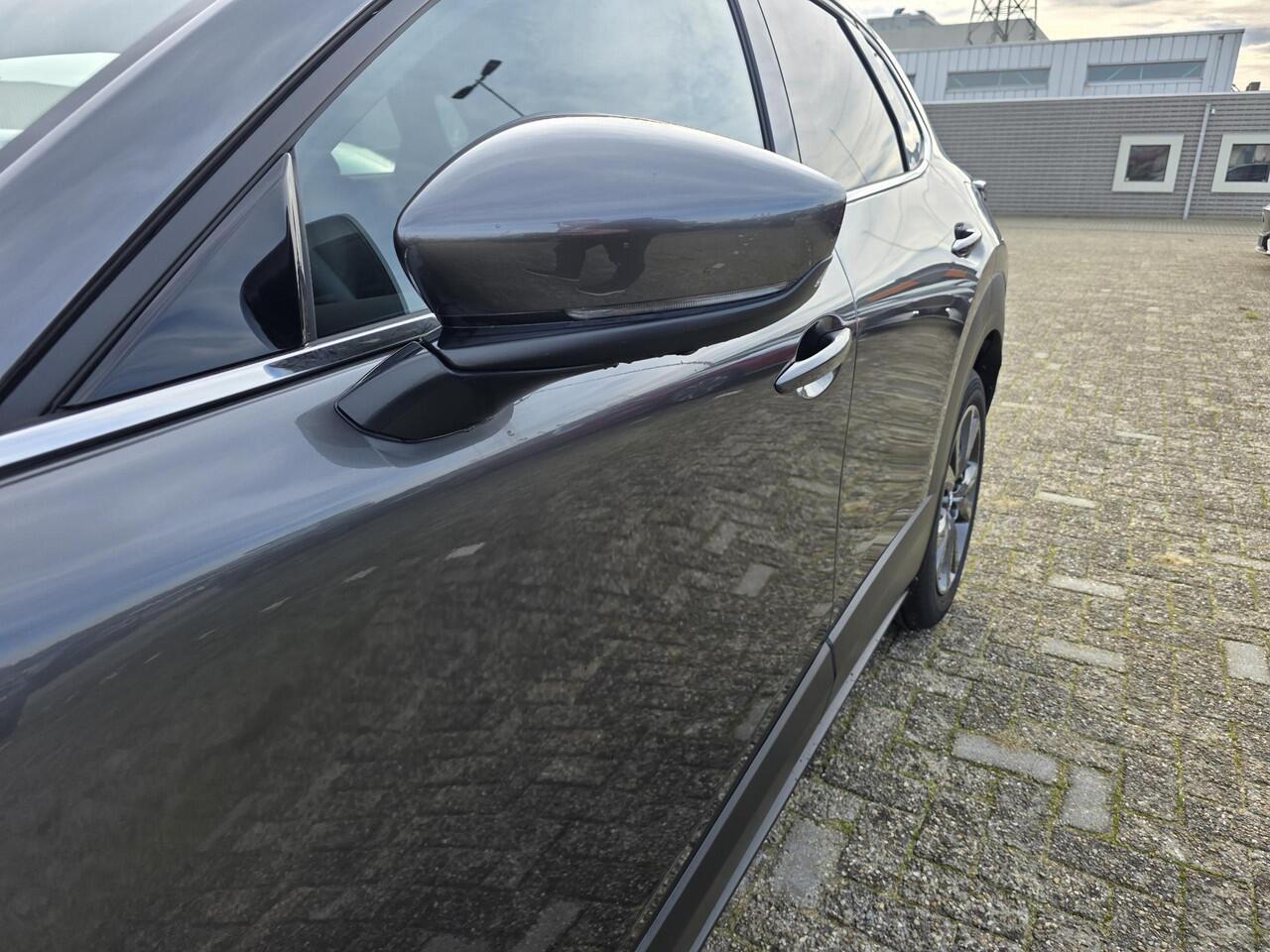 Mazda CX-30 2.0 e-SkyActiv-X M Hybrid Takumi | Automaat | Stoelgeheugen | Stoel en stuurverwarming | 360 Camera | Bose | Elektrische achterklep | Full adaptief Led koplampen | Dodehoeksensoren | Draadloze Applecarplay en Android Auto |