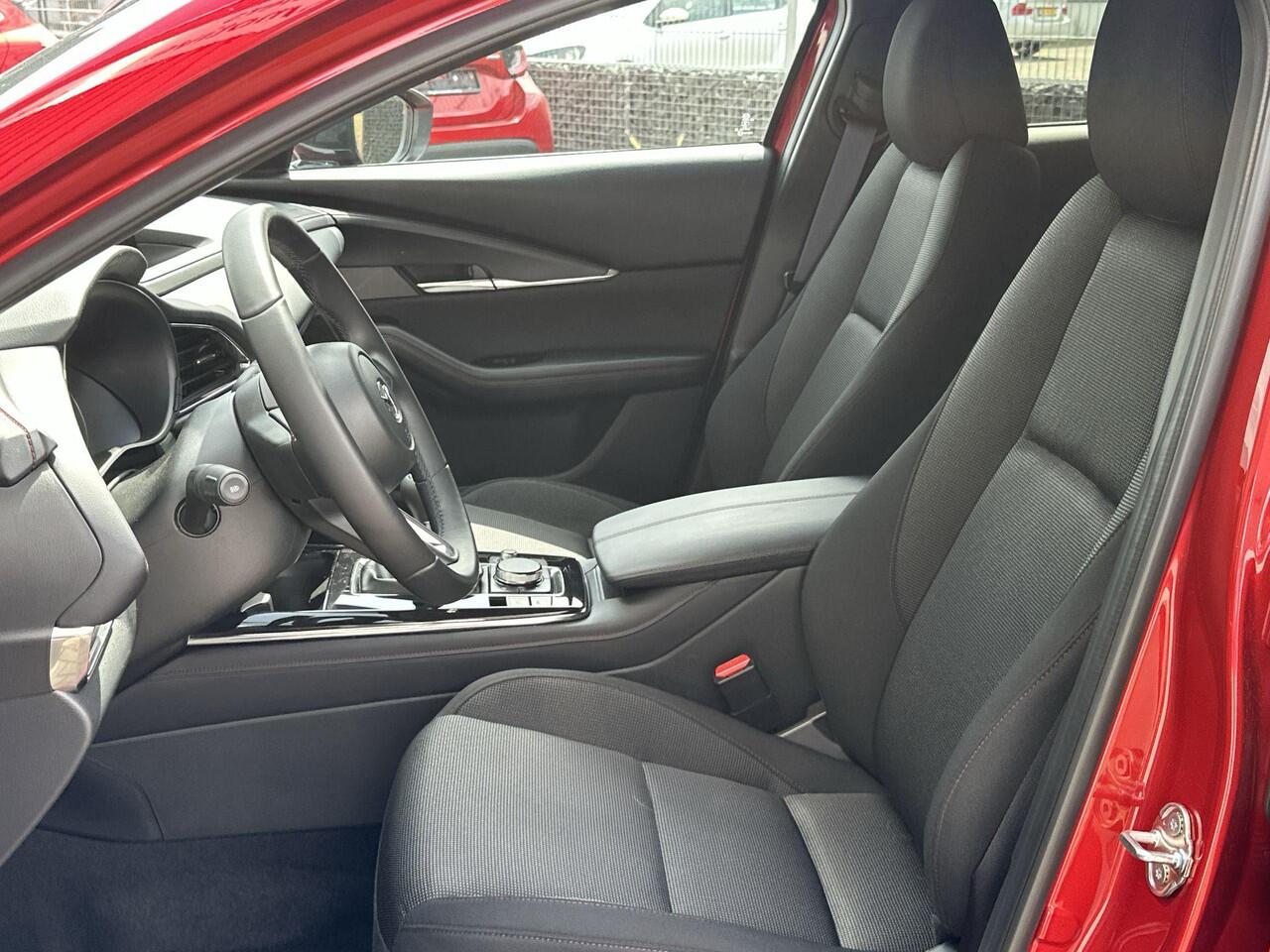 Mazda CX-30 2.5 e-SkyActiv-G 140 PK M Hybrid Homura | Rijklaar | Apple carplay | Parkeercensoren | Stoelverwarming