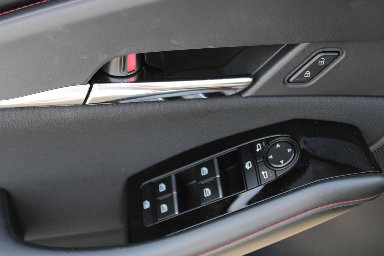 Mazda CX-30 2.0 e-SkyActiv-X 186 M Hybrid Homura , Demovoordeel ¤ 7.890,-, Automaat, Navi, Adap.Cruise, Clima, Apple Carplay, Camera, PDC, HUD, Stoelverwarming, 18" LMV