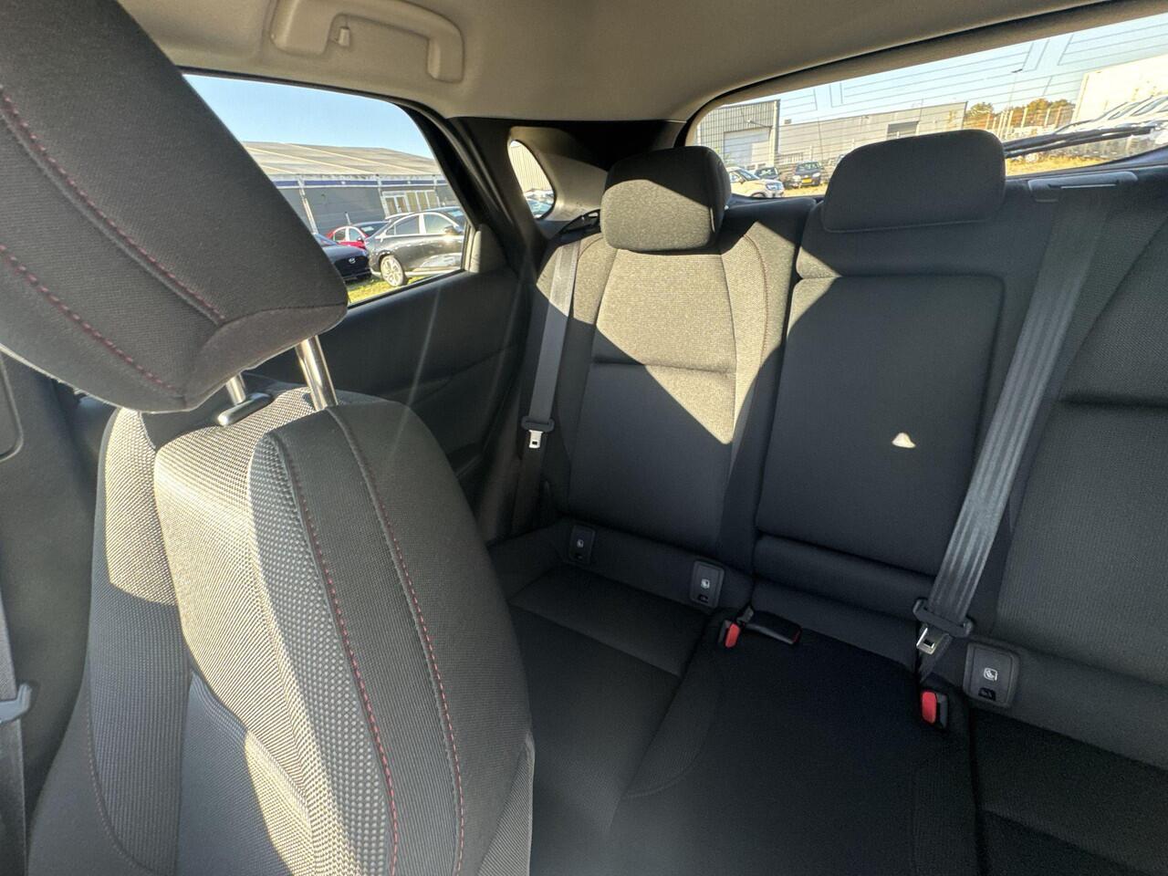 Mazda CX-30 2.5 e-SkyActiv-G M 140pk Hybrid AT Homura | Rijklaar | Apple Carplay | Cruise Adaptief | Camera