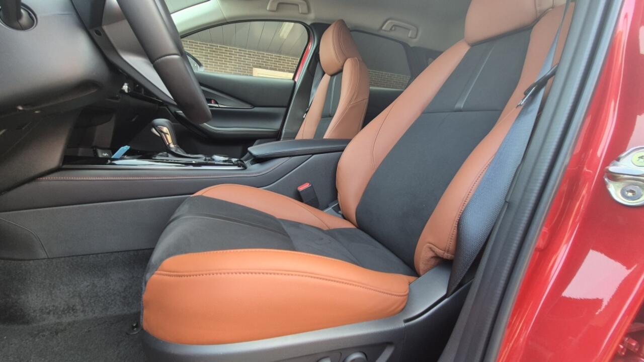 Mazda CX-30 e-SkyActiv-G 140 Nagisa Automaat nu met 3.000,- voorraadvoordeel