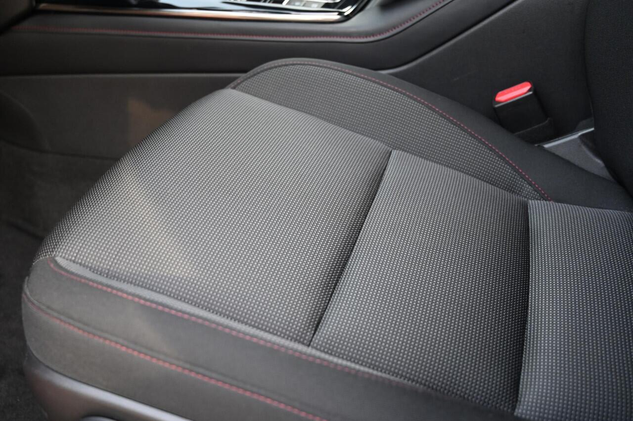 Mazda CX-30 e-SkyActiv-G 140 automaat Homura *BTW auto* *Dealeronderhouden* *All-in prijs*