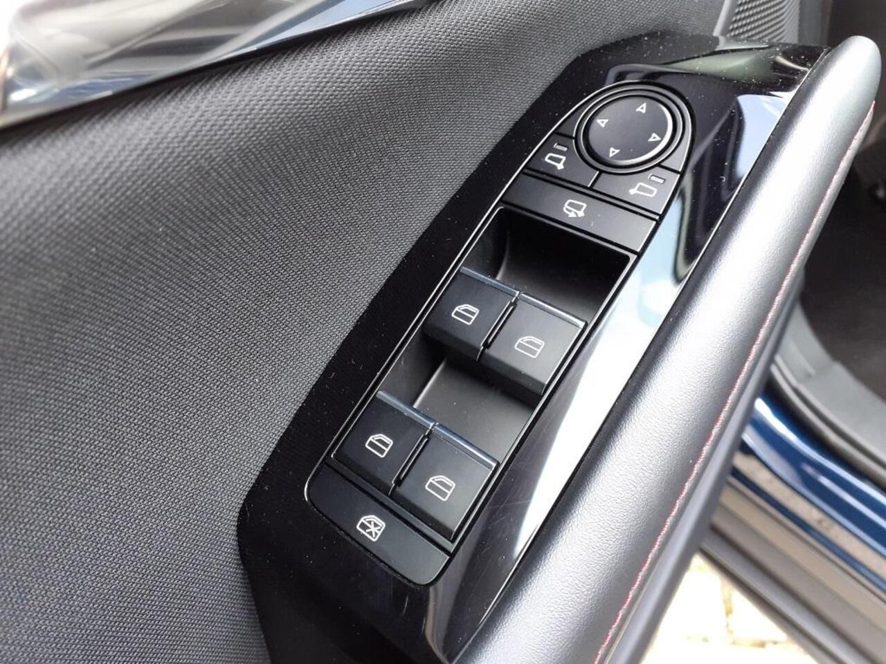 Mazda CX-30 2.5 e-SkyActiv-G M Hybrid Homura Automaat Mengelers actieprijs: ¤ 40.590,00*