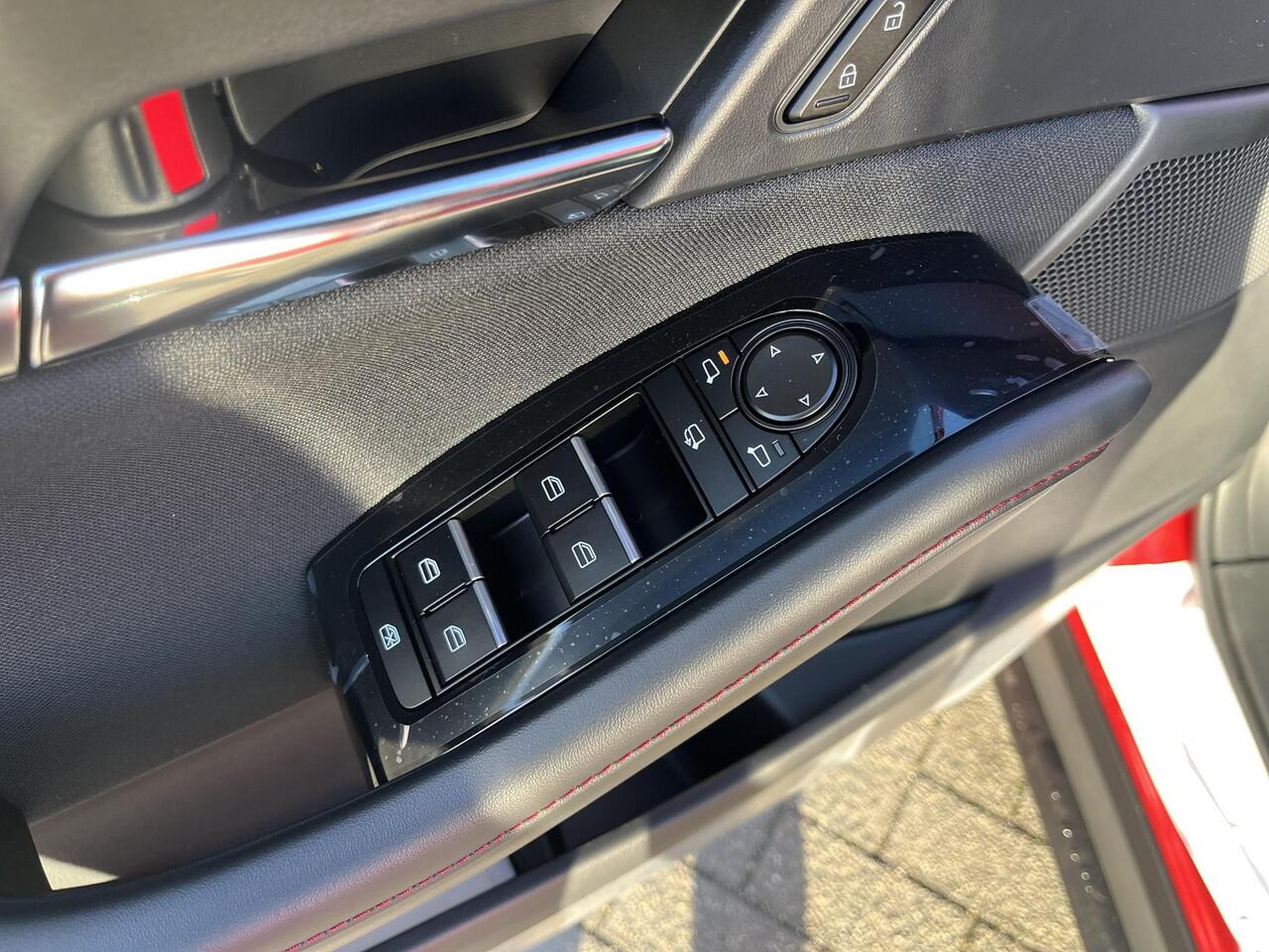 Mazda CX-30 2.5 e-SkyActiv-G M Hybrid Homura | Diverse kleuren en uitvoeringen uit voorraad leverbaar |