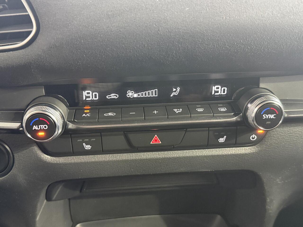 Mazda CX-30 2.5 e-SkyActiv-G M Hybrid Nagisa / Dealer demo / Automaat / Speciale uitvoering /