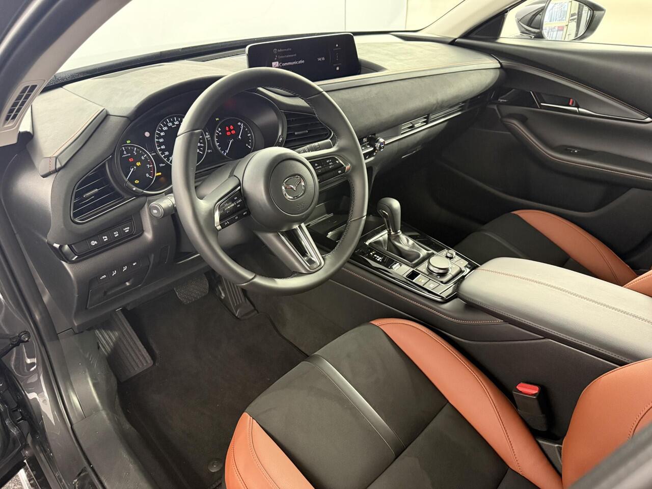 Mazda CX-30 2.5 e-SkyActiv-G M Hybrid Nagisa / Dealer demo / Automaat / Speciale uitvoering /