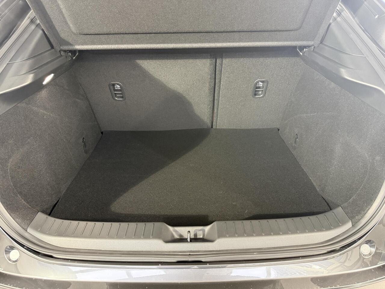 Mazda CX-30 2.5 e-SkyActiv-G M Hybrid Nagisa / Dealer demo / Automaat / Speciale uitvoering /