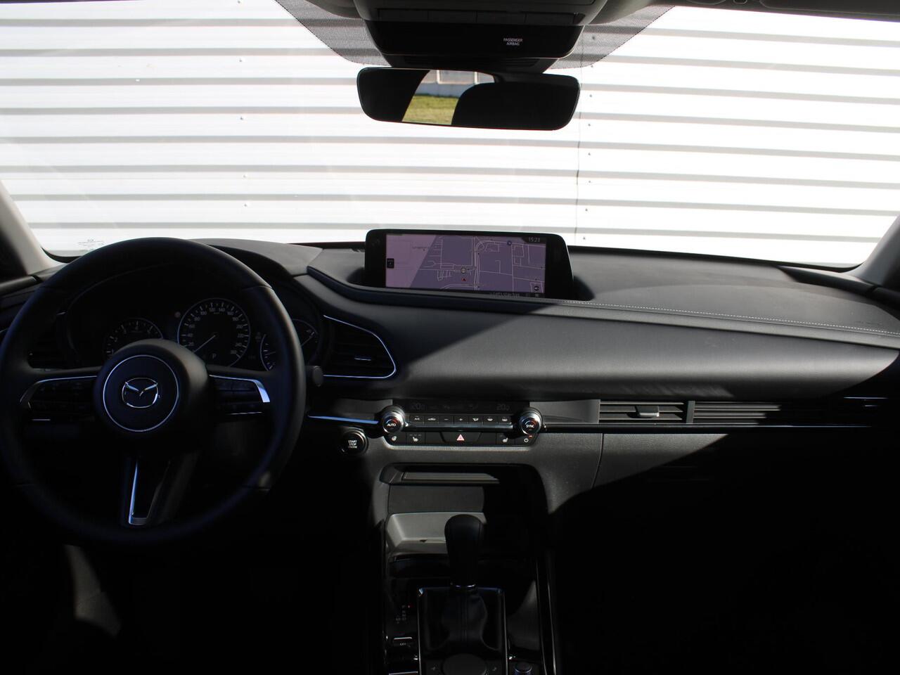 Mazda CX-30 2.5 e-SkyActiv-G M Hybrid Exc-l Bns Edition | Stuur-/stoelverwarming | 360 Camera | HUD | 18" LM | Dodehoek detectie | Cruise adapt. | LED |