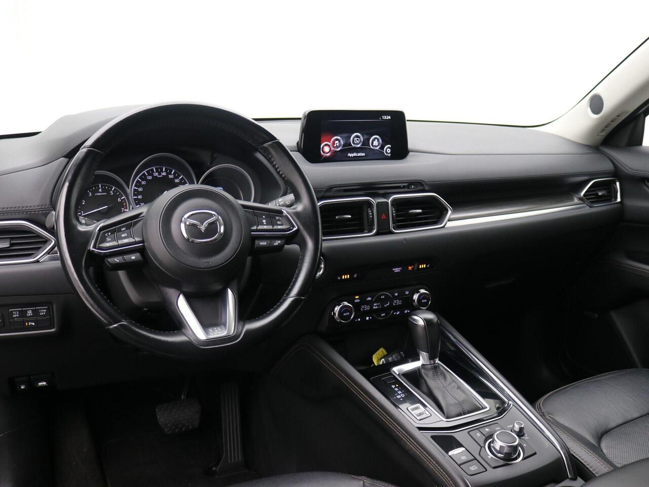 Mazda CX-5 2.5 SkyActiv-G 194PK GT-M 4WD AUTOMAAT / Stoel en Stuur Verwarming / Trekhaak / 2000kg Trekgewicht / Adaptieve Cruise / Elektrische Voorstoelen / Historie Bekend / HUD Display / Navigatie /