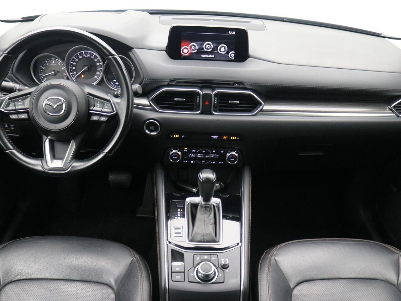 Mazda CX-5 2.5 SkyActiv-G 194PK GT-M 4WD AUTOMAAT / Stoel en Stuur Verwarming / Trekhaak / 2000kg Trekgewicht / Adaptieve Cruise / Elektrische Voorstoelen / Historie Bekend / HUD Display / Navigatie /