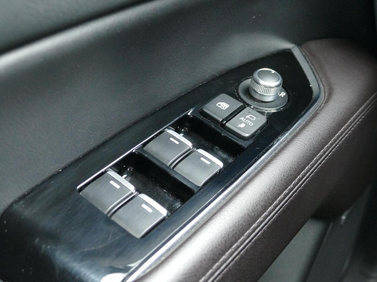 Mazda CX-5 2.0 SkyActiv-G 165 Signature | Leder | 360 View | RIJKLAARPRIJS!