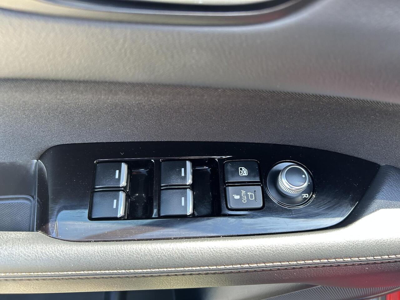 Mazda CX-5 2.5 4WD SkyActiv-G 194 Luxury