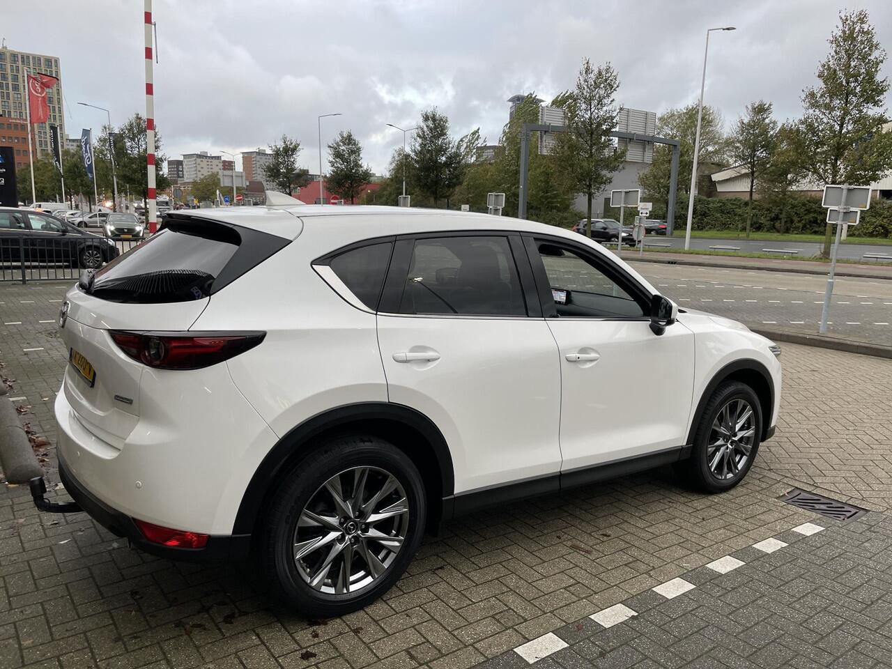 Mazda CX-5 2.0 SkyActiv-G 165 Signature Dealer onderhouden / Trekhaak / Meest luxe uitvoering