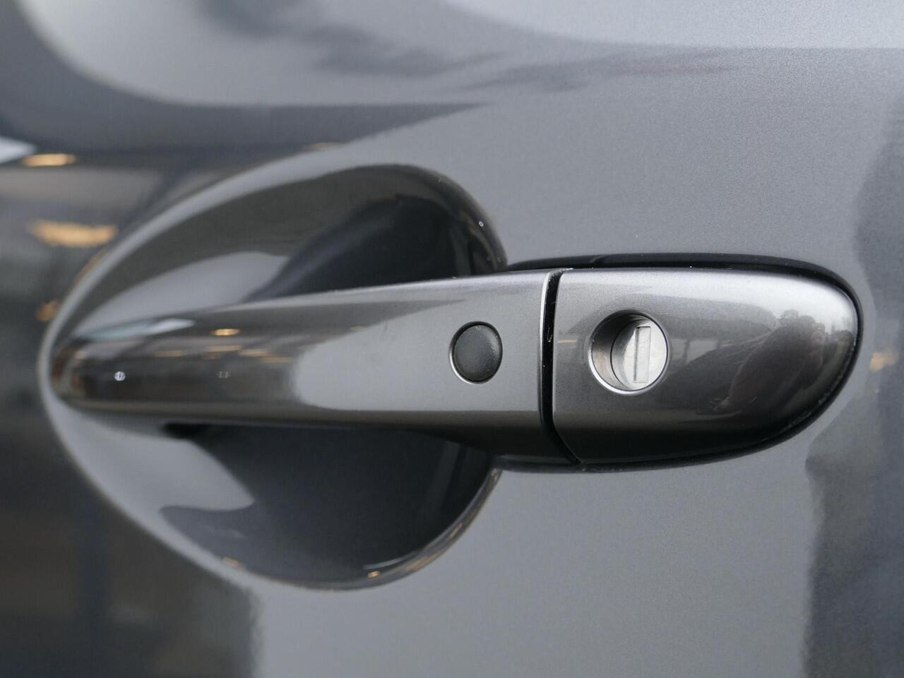 Mazda CX-5 2.0 SkyActiv-G 165 Signature | Trekhaak | Leder | RIJKLAARPRIJS!