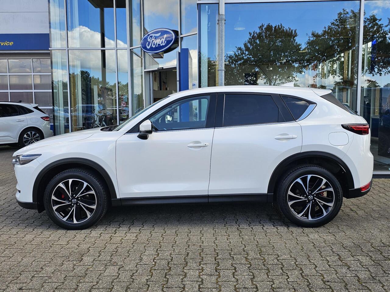 Mazda CX-5 2.5 SkyActiv-G 194 Luxury | Xenon | 19'' velgen | Head-up display | App-voorbereiding | Trekhaak | 2.000 kg trekgewicht | Elektrisch bedienbare achterklep etc.