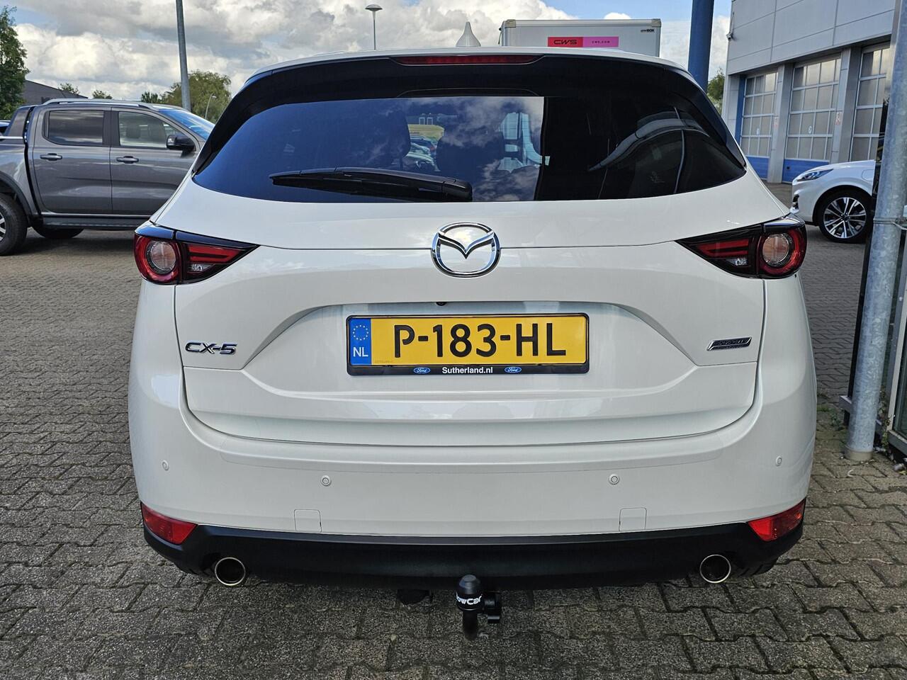 Mazda CX-5 2.5 SkyActiv-G 194 Luxury | Xenon | 19'' velgen | Head-up display | App-voorbereiding | Trekhaak | 2.000 kg trekgewicht | Elektrisch bedienbare achterklep etc.