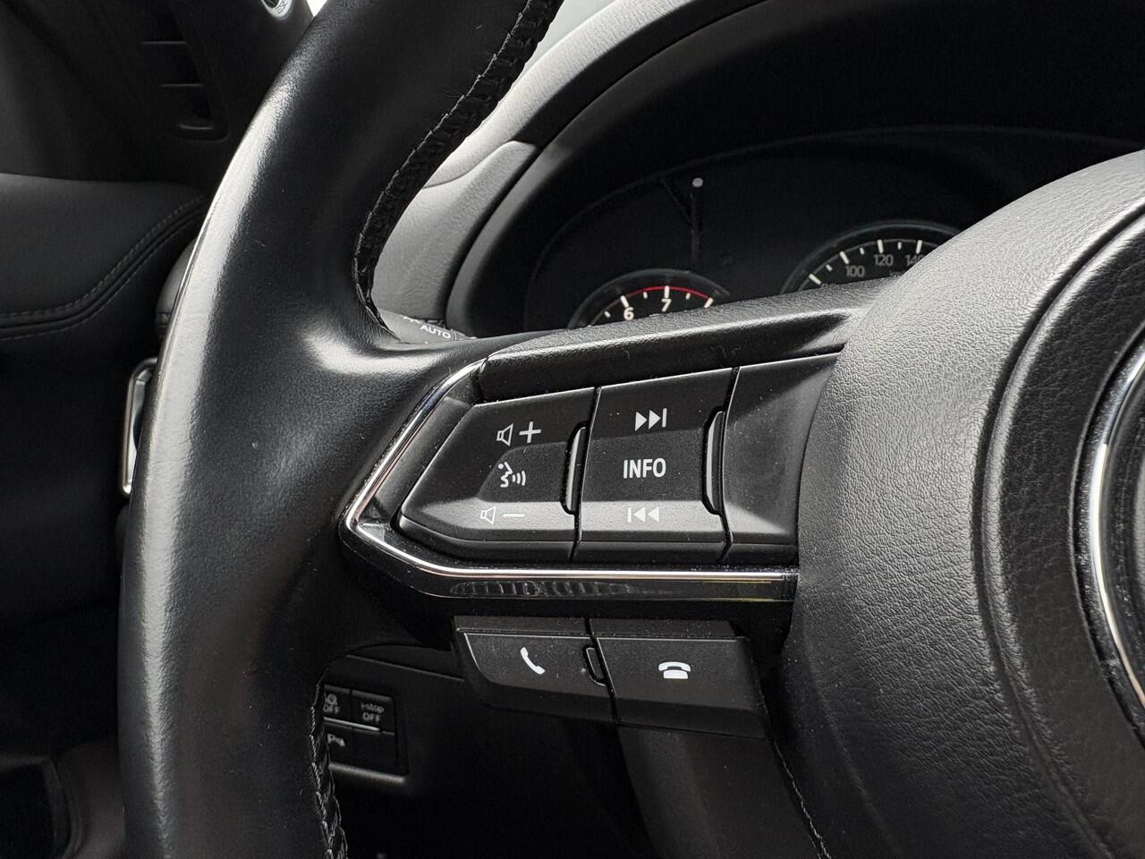 Mazda CX-5 2.5 SkyActiv-G 194 GT-M 4WD / Stoelverwarming voor en achter / Trekhaak (2000kg) / Stuurwiel verwarming / Cruise Control / Lederen bekleding / All-season banden /