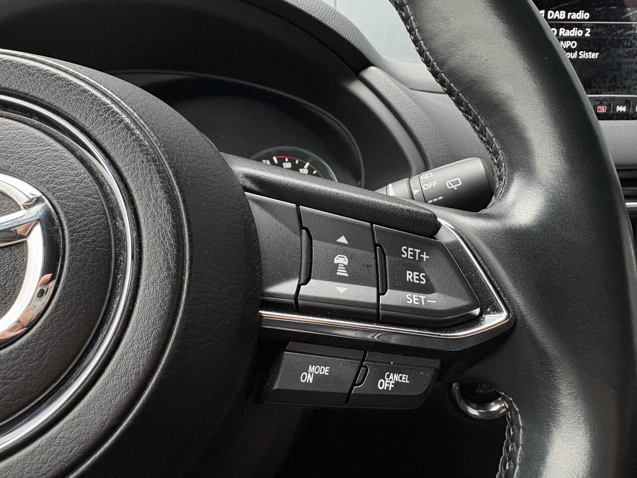 Mazda CX-5 2.5 SkyActiv-G 194 GT-M 4WD / Stoelverwarming voor en achter / Trekhaak (2000kg) / Stuurwiel verwarming / Cruise Control / Lederen bekleding / All-season banden /