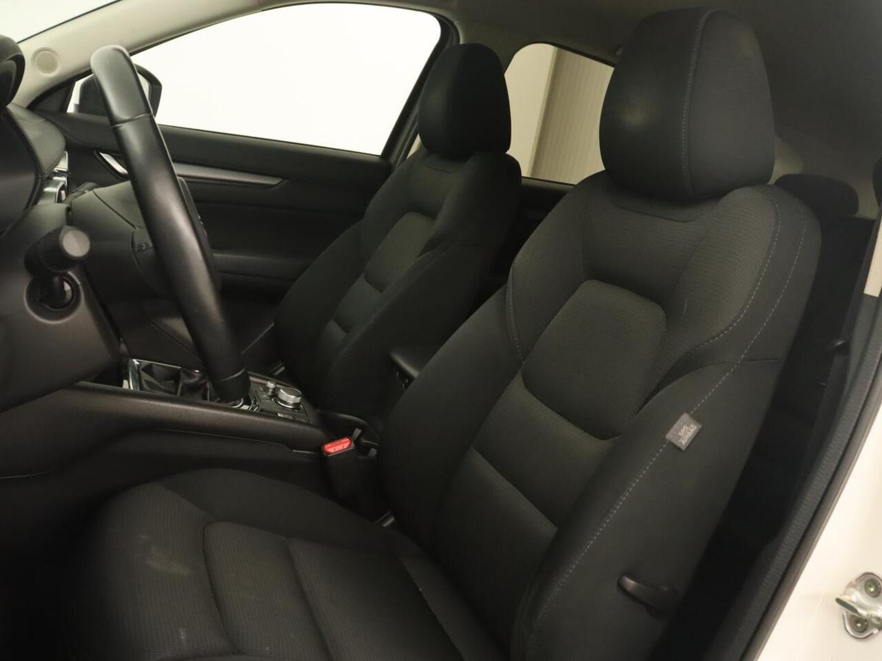 Mazda CX-5 2.0 SkyActiv-G 165 Comfort | Trekhaak | Stoelverwarming | Carplay | Full LED | Stuurverwarming | Navigatie | Keyless | Dodehoek detectie | 19'' lichtmetalen velgen