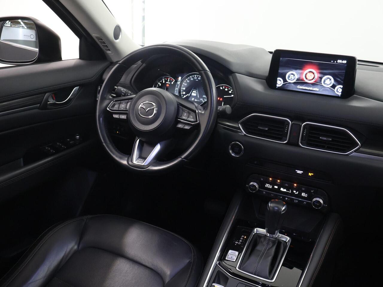Mazda CX-5 2.0 SkyActiv-G 165 Luxury | 2000kg trekgewicht | Trekhaak | Navigatie | Stoelverwarming/koeling | Ele. verstelbare stoelen + geheugen | 360 Camera | DAB | Apple Carplay/Android Auto | HUD | Bose Audio |