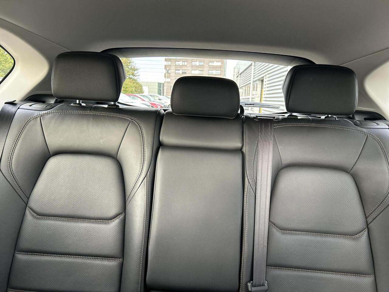 Mazda CX-5 2.0 SkyActiv-G 165 Style Selected | Parkeersensoren voor en achter | Apple-Carplay| Stoelverwarming | Automaat | Achteruitrijcamera | Navigatie |Trekhaak|