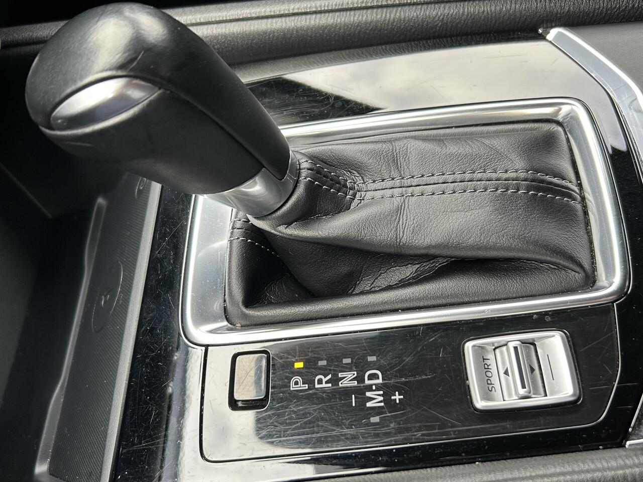 Mazda CX-5 2.5 e-SkyActiv-G M Hybrid 194 Advantage 360 Camera / Head-up display / Trekhaak / Keyless drive / Stoel- stuurverwarming / Navi / Cruise Control / Draadloze tel oplader