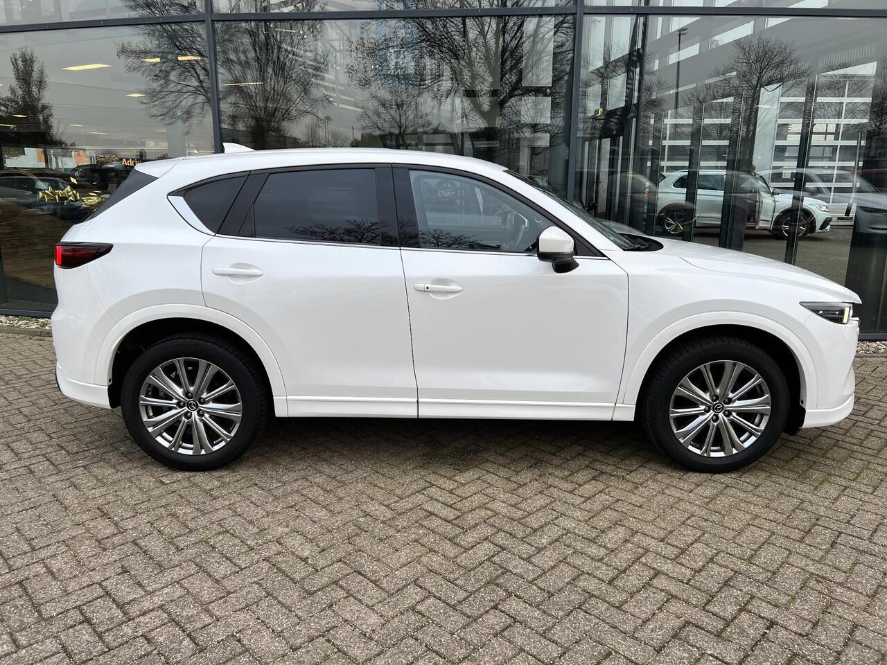 Mazda CX-5 2.5 SkyActiv-G 194 Signature AUTOMAAT | TREKHAAK | 2000kg TREKGEWICHT | 360CAMERA | EL.A.KLEP | LEDER | Bose AUDIO | DUURSTE UITVOERING | NED.AUTO | ALTIJD DEALER ONDERHOUDEN |
