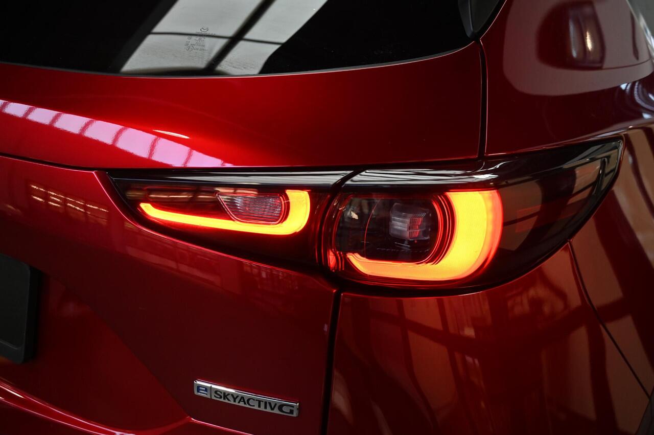 Mazda CX-5 SkyActiv-G 194 automaat Luxury met zwart leer pakket *Trekhaak* *Dealeronderhouden* *All-in prijs*