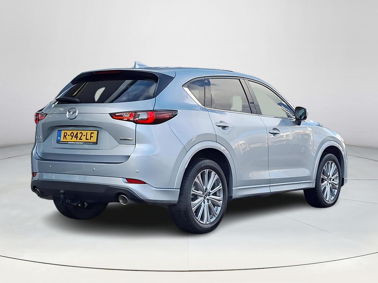 Mazda CX-5 2.0 SkyActiv-G 165 Signature | Apple Carplay/Android Auto | Achteruitrijcamera | Nappa Leder | Trekhaak | Stoel/stuurverwarming | Elektrische achterklep | Elektrische verstelbare stoelen met geheugen |