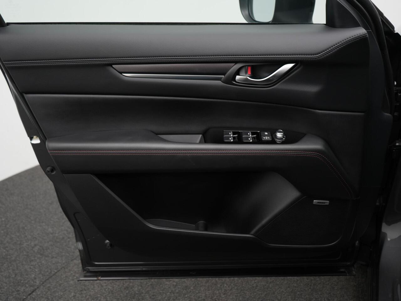 Mazda CX-5 2.0 e-SkyActiv-G Homura automaat met Black Comfort Pack | demo voordeel