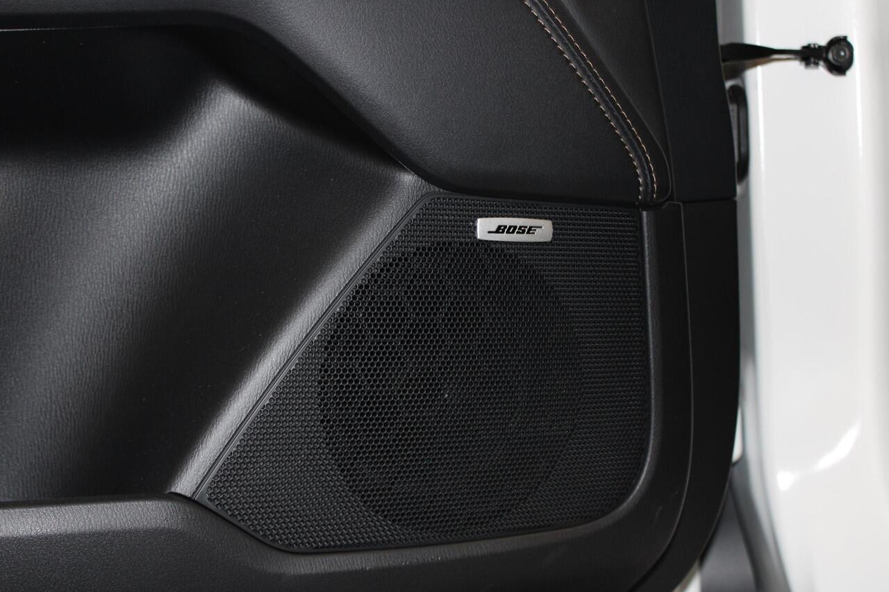 Mazda CX-5 2.0 e-SkyActiv-G M Hybrid 165 Exclusive-Line , Nieuwe Auto, 10 KM, Registratievoordeel ¤ 5.000-, Leder Pack, Adap.Cruise, Navi, Apple Carplay, 360 Camera, PDC, HUD, Stoelverwarming/ventilatie, 19" LMV