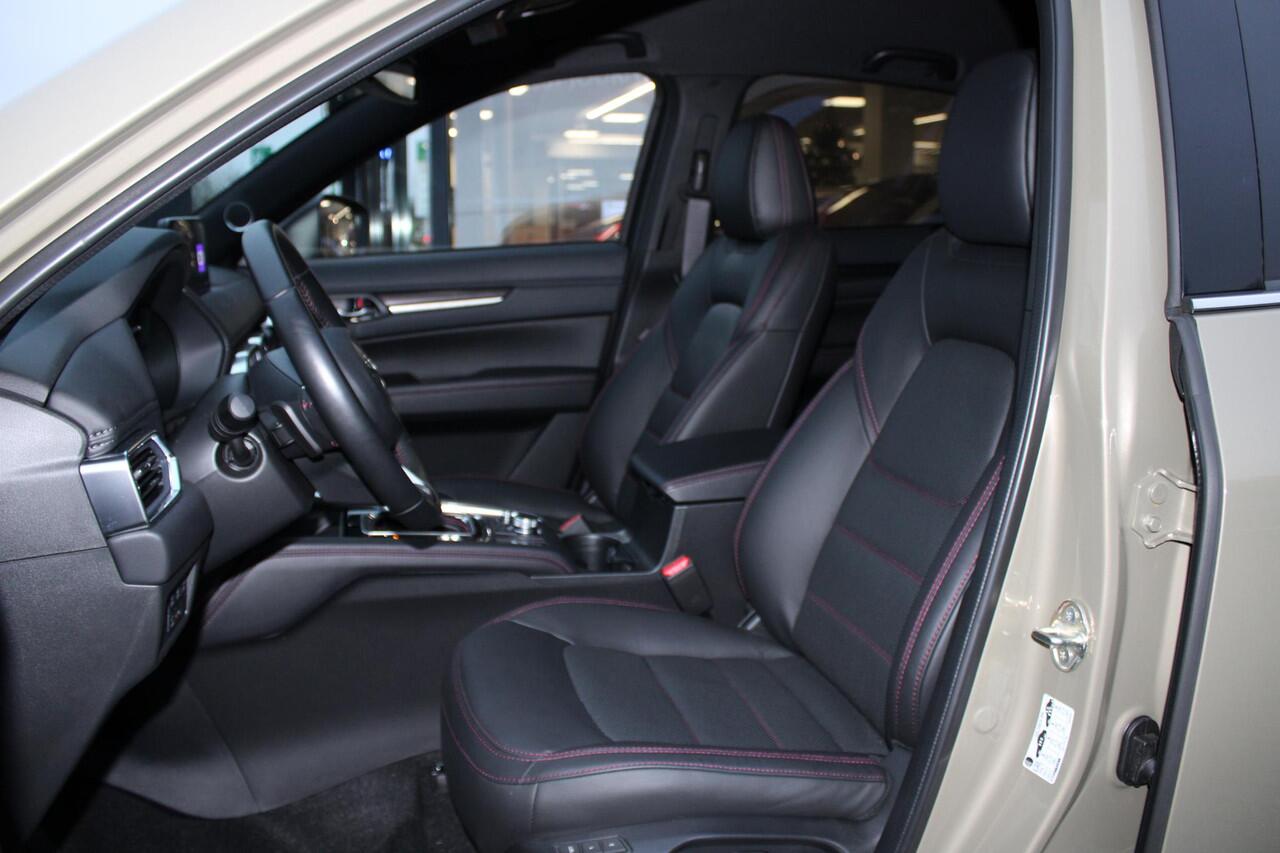 Mazda CX-5 2.0 e-SkyActiv-G M Hybrid 165 Homura , Demovoordeel ¤ 9.340-, Leder Pack, Adap.Cruise, Navi, Apple Carplay, 360 Camera, PDC, HUD, Stoelverwarming/ventilatie, 19" LMV