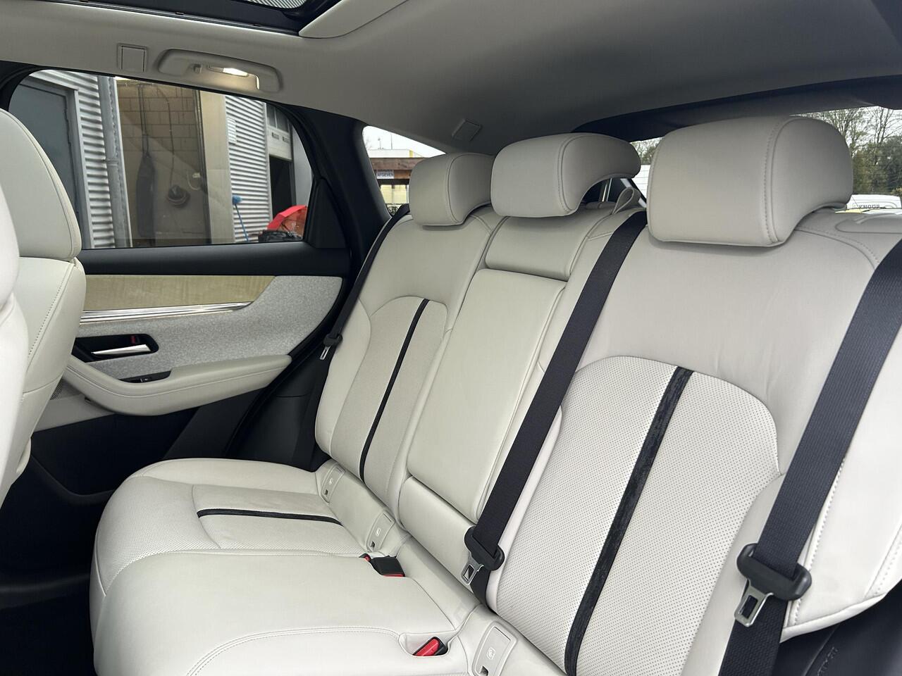 Mazda CX-60 2.5 e-SkyActiv PHEV Takumi +Panorama, Driver Assistance, Convenience & Sound Pack